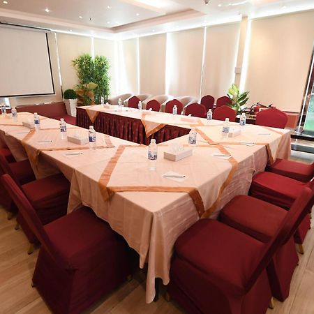 Emirates Stars Hotel Apartments Dubaï Extérieur photo